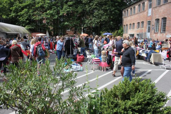 Flohmarkt im Hof Goldbekhaus August 2025